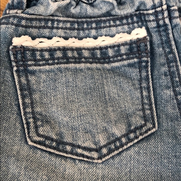 Lace Detail Jeans - Picture 5 of 6